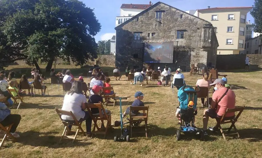 Cine en familia en Santa Comba