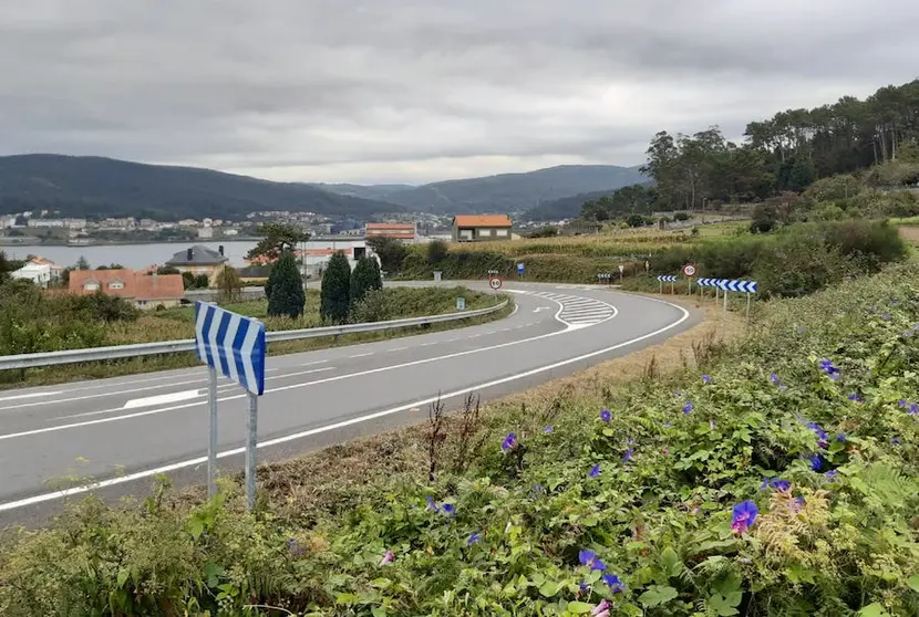 A complicada curva de Marcos Canosa en Corcubion