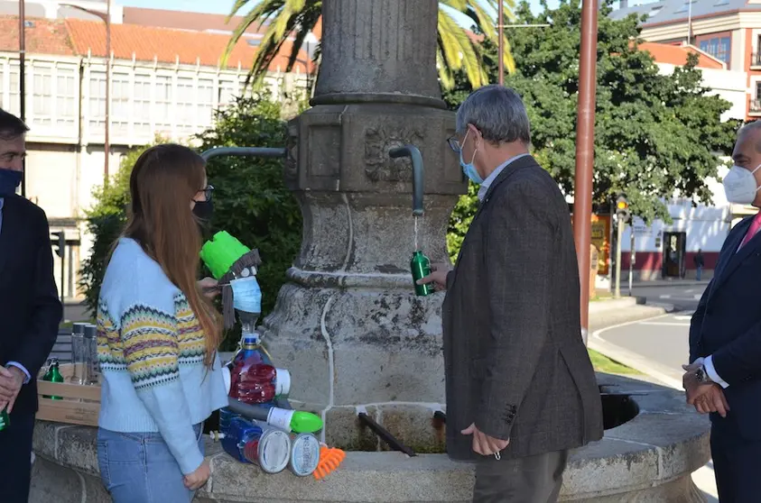 Campana do uso da auga da billa en Carballo 2