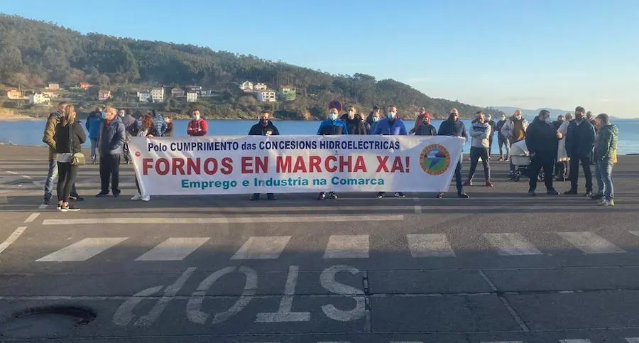 Fornos en marcha xa-Pancarta Comite XEAL