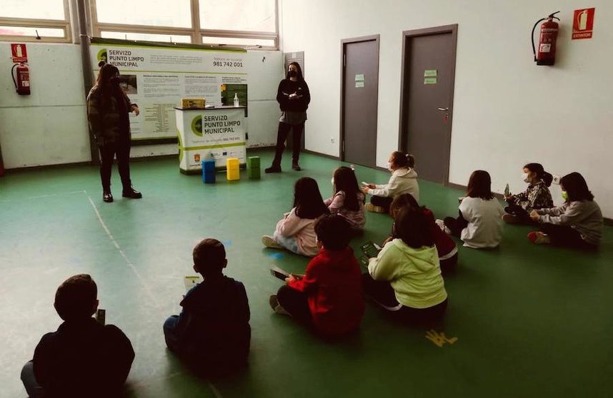 MUXIA - Muxía organiza unhas xornadas de concienciación sobre a reciclaxe nos centros educativos do municipio (2)