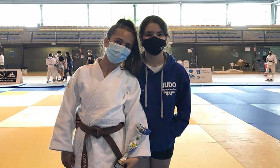 Naira Blanco e Lucia Pazos do Judo Bergantinos