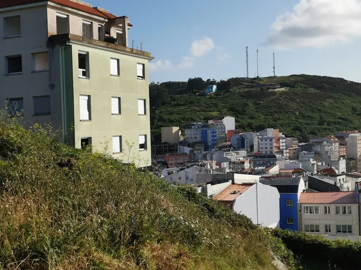 Edificio abandonado na Atalaia de Malpica