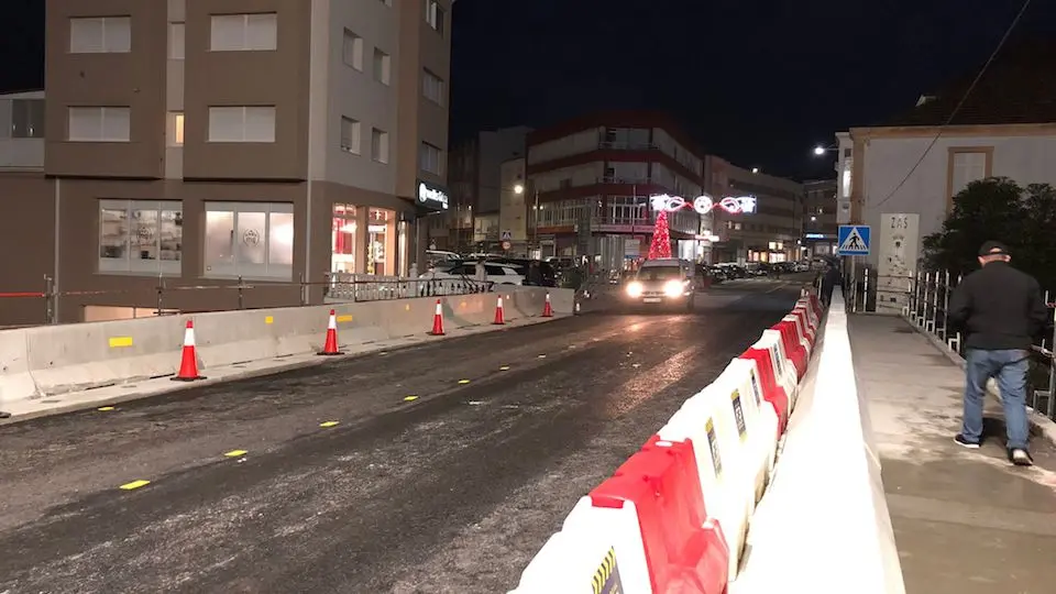 Ponte de baio reaberta ao trafico