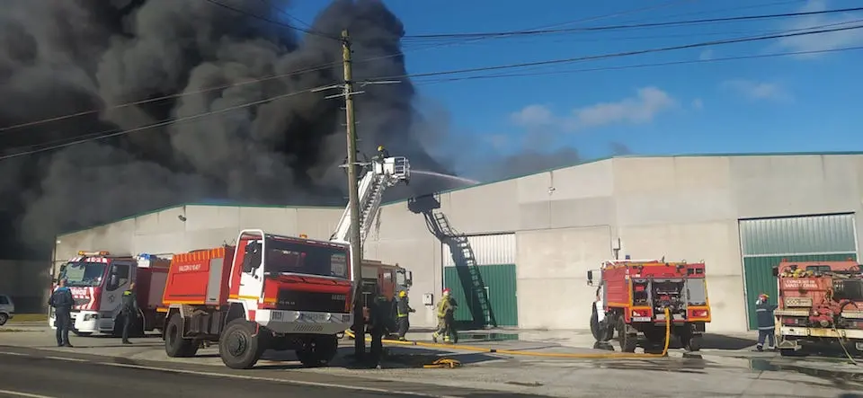 Incendio Poligono Santa Comba 1