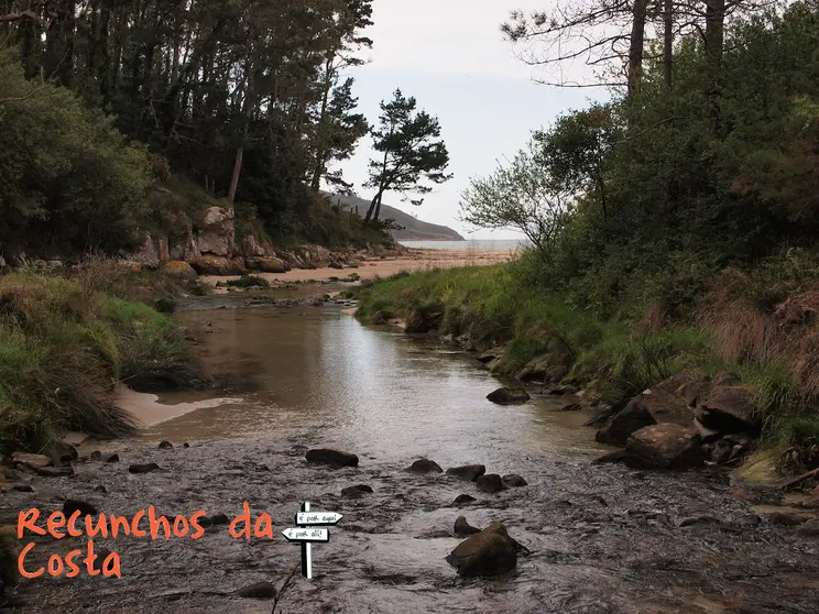 Recunchos da Costa-Muinos do Rio Negro