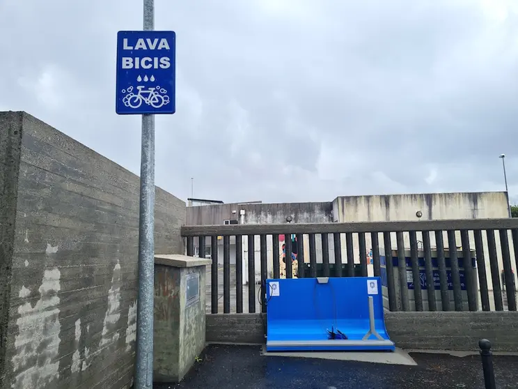 Estación lavado bicicletas-Laracha