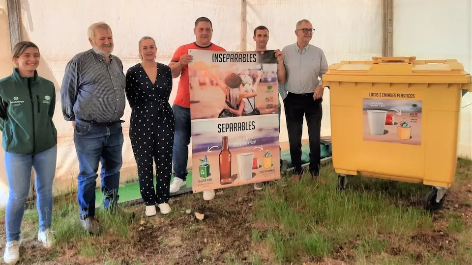 Carballo campaña_lixo_festa_vilar_de_francos