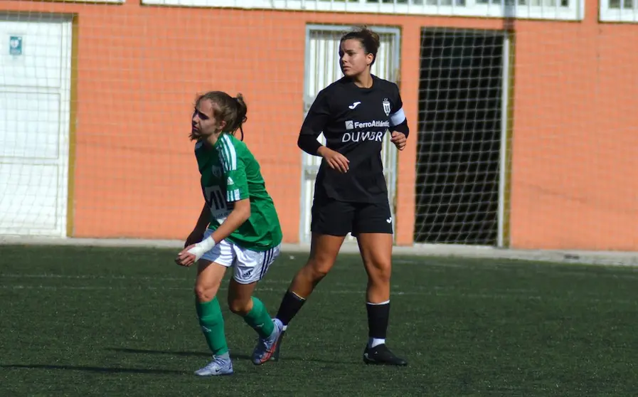 Imaxe do primeiro e historico choque do Dumbria feminino no Conco