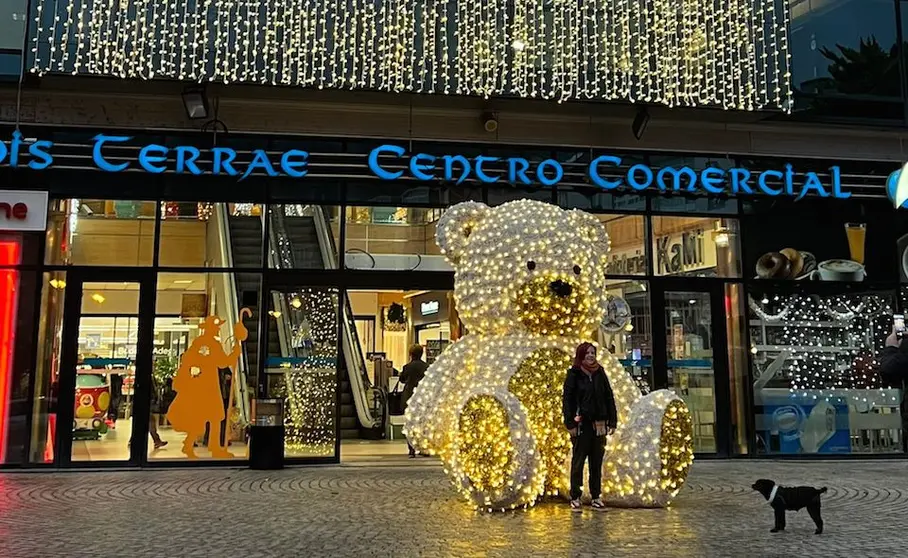 Centro Comercial Finisterrae Nadal 221