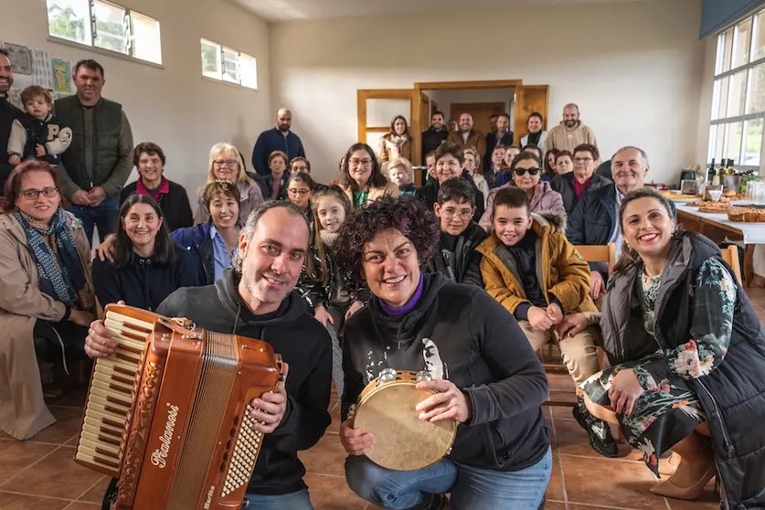 Acordeireta en Serramo