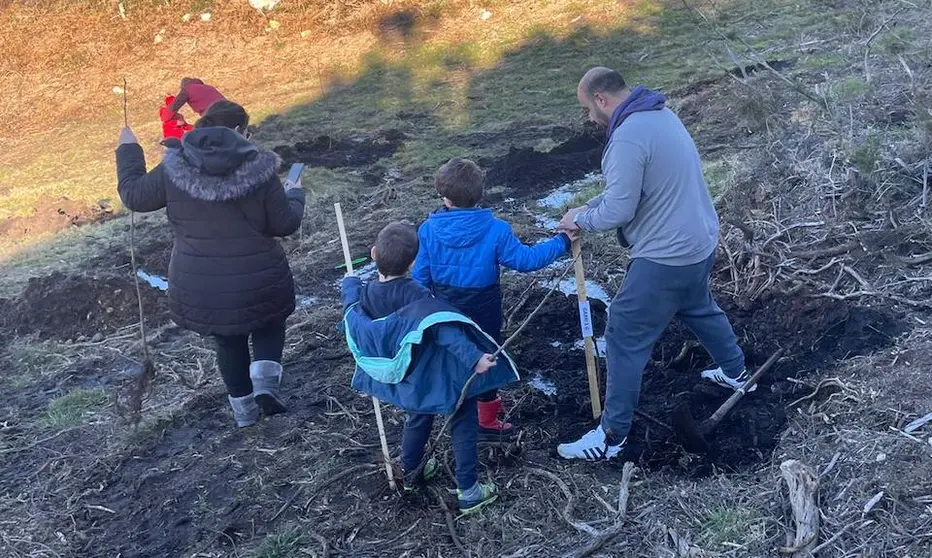 Repoboando o monte de Lira