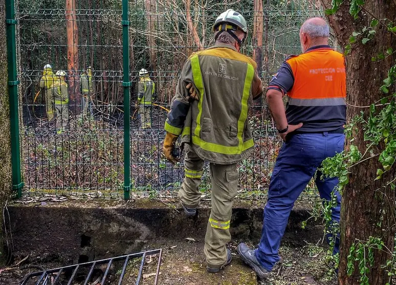 Bombeiros en Toba