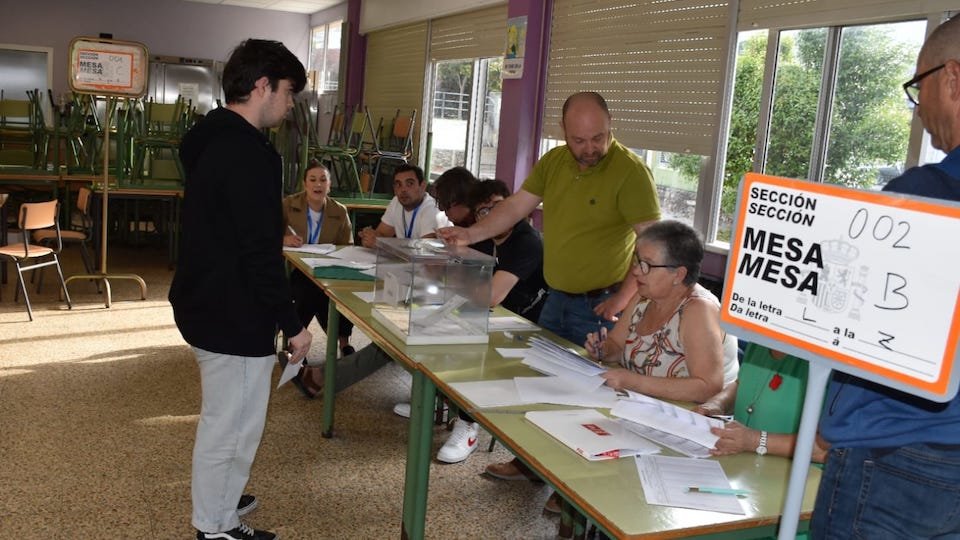 Foto votando-Eleccions 2023-Foto-Rafa Quintans