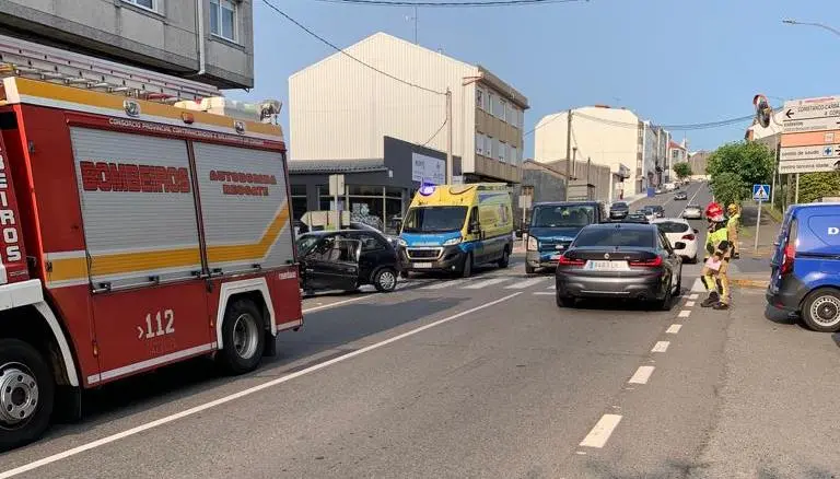 Accidente centro Santa Comba