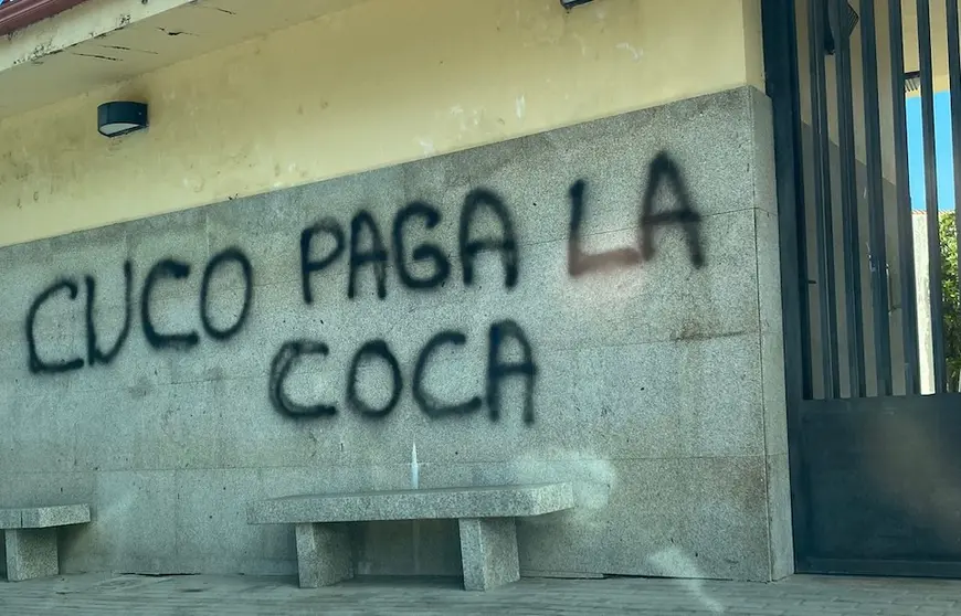 cemiterio pintadas drogas