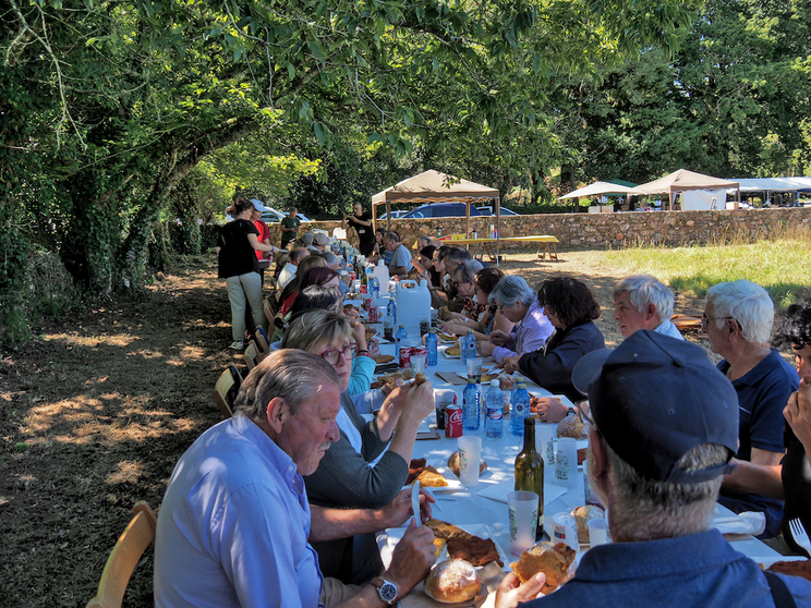 Mercado San Ramon Torres do Allo-Comida Campestre