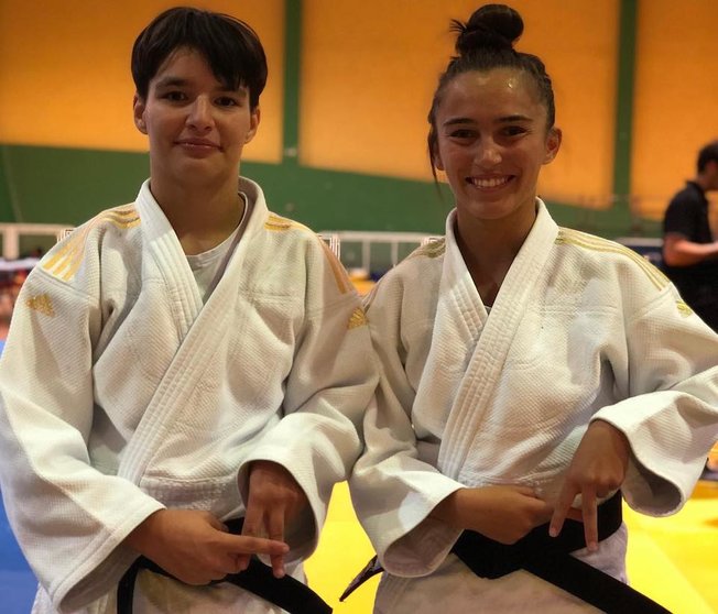 Lucia Pazos e Naira Blanco dedican as suas medallas a Aroa