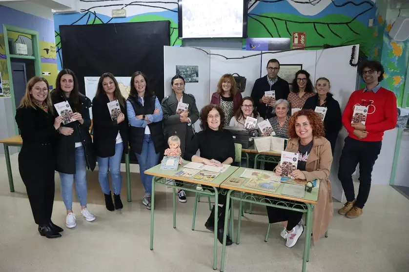 Encontro Lliteriario con Paula Carballeira no Club de Lectura do IES de Baio