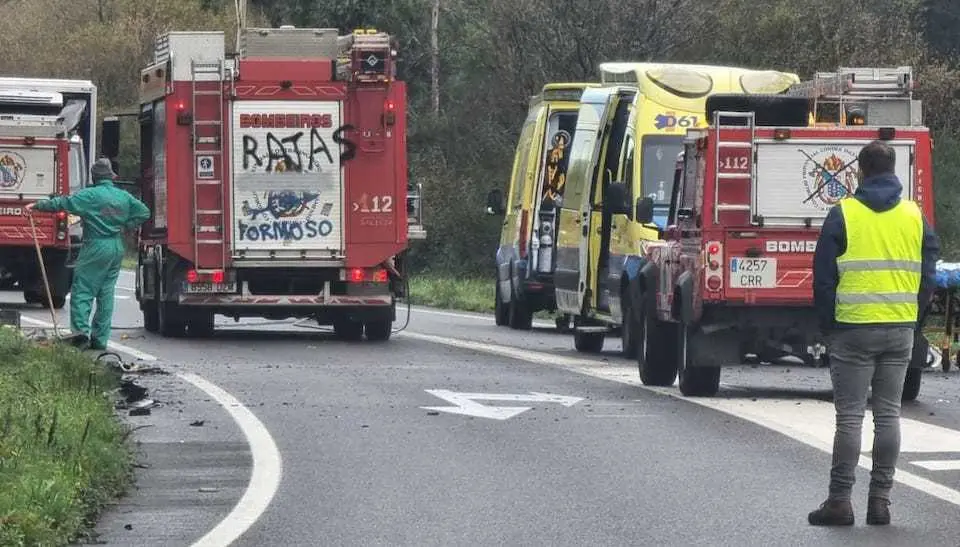 Bombeiros de Cee en accion Ratas