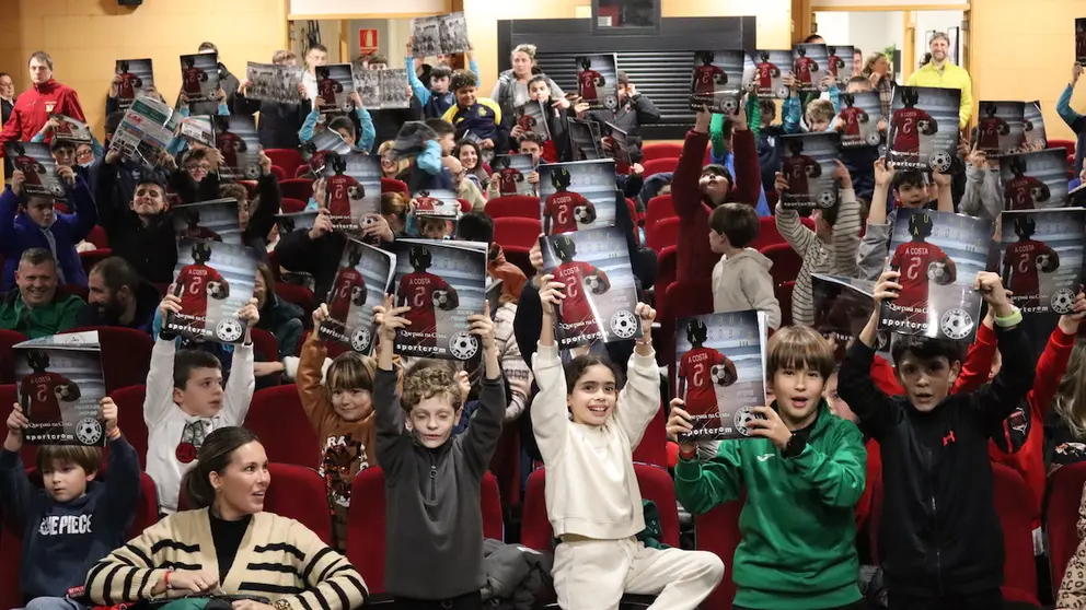 Presentacion Album de Cromos Futbol da Costa en Muros