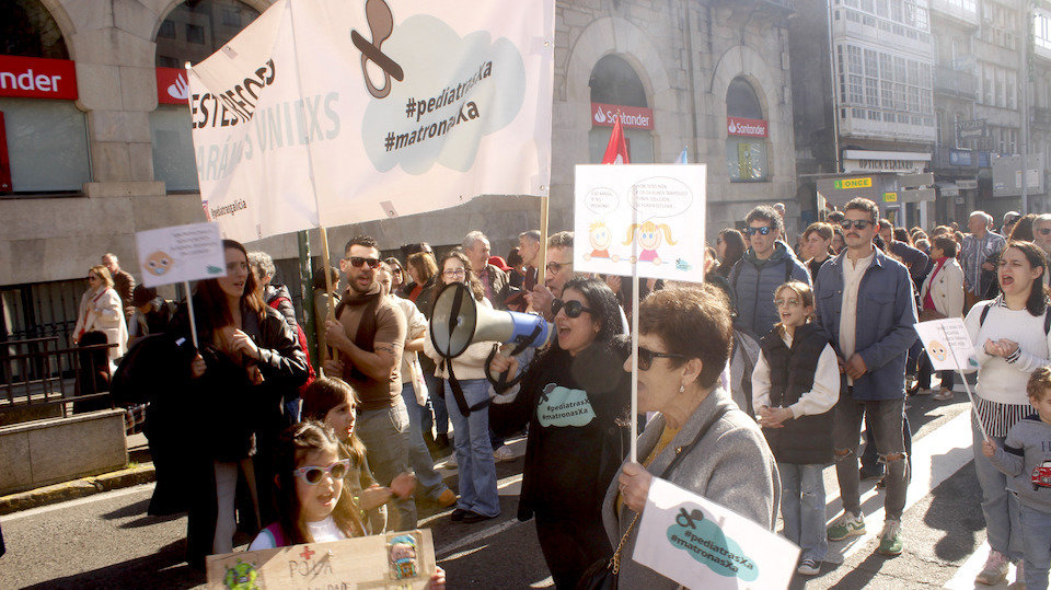 Plataforma Pediatras e Matronas xa na Manifestacion SOS Sanidade Publica Compostela