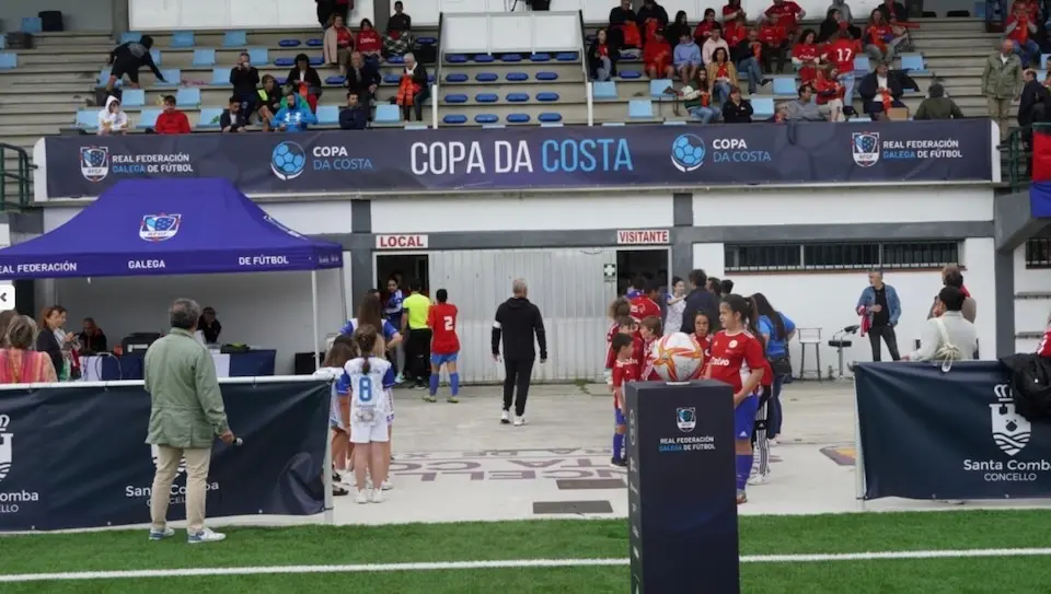 Imaxe dunha final da Copa da Costa Feminina entre Bergantinos e Noia