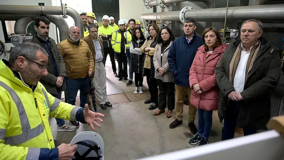 A Laracha.- A Coruña
A conselleira de Medio Ambiente e Cambio Climático, Ángeles Vázquez, acompañada da delegada territorial da Xunta na Coruña, Belén do Campo, visita as obras de mellora do abastecemento da localidade.
03/05/2024
Foto: Moncho Fuentes / AGN A Coruña