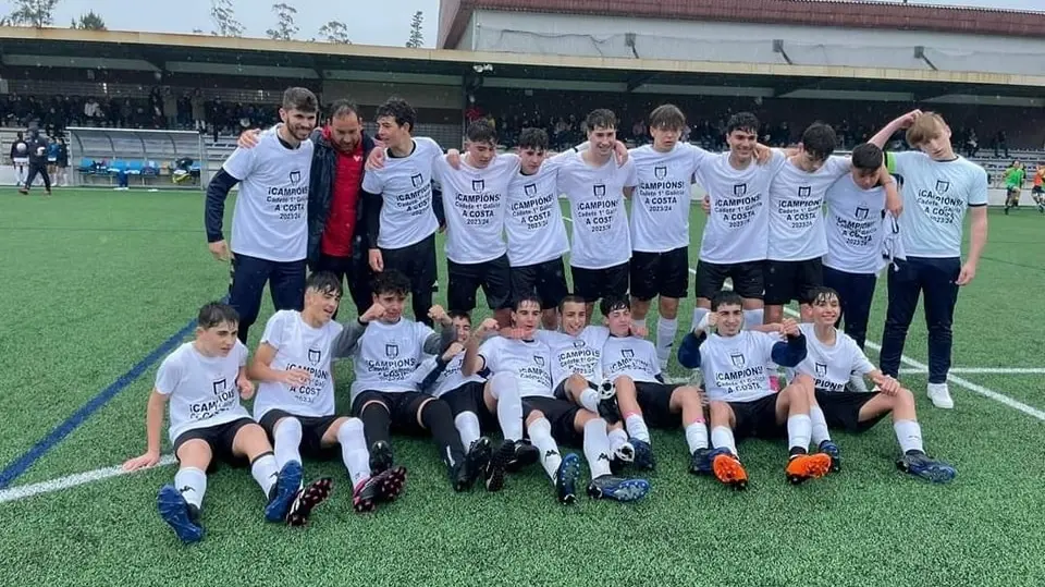 Dumbria campion Liga da Costa cadete