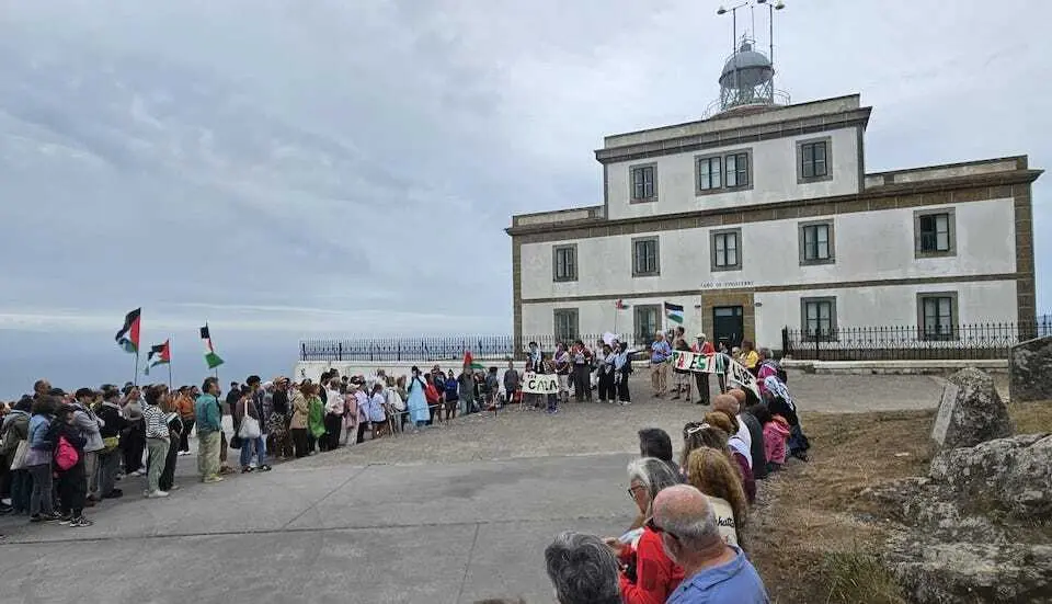 Palestina libre en Faro Fisterra