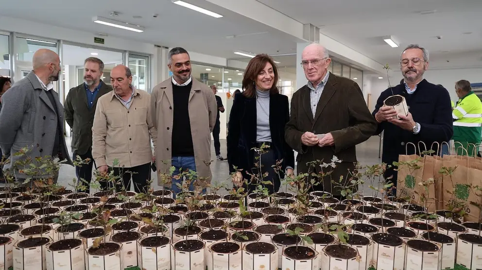 Carballo. A Coruña
A conselleira de Medio Ambiente e Cambio Climático, Ángeles Vázquez, participa na entrega dos galardóns Vilas en flor.
14/11/2025
Foto: Moncho Fuentes/AGN A Coruña 
