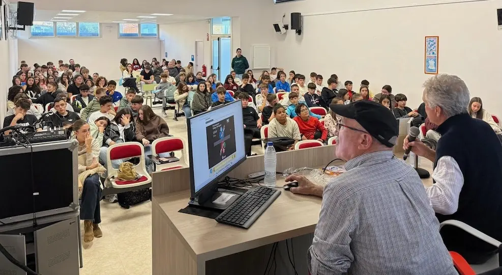Ponte nas Ondas-presentacion-cancioneiro-en-Muros-3