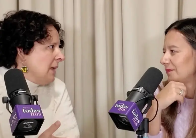 Mariana e Patricia Vaquero no anterior episodio do podcast Todas Nos