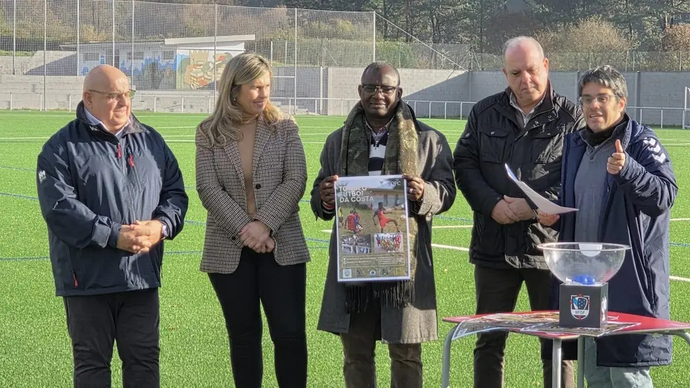 Presentacion Torneo Solidario Futbol da Costa en Vimianzo