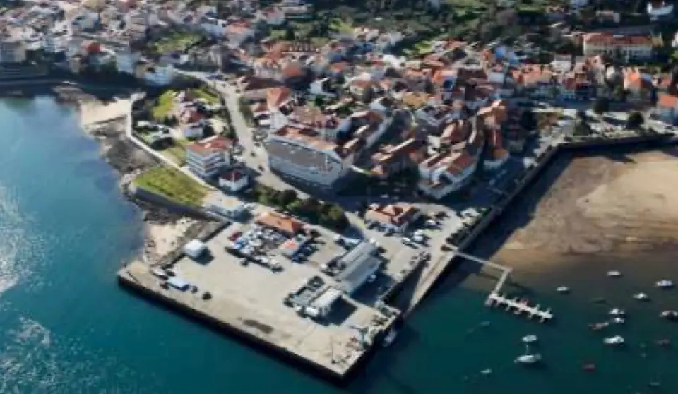 Porto mixto de Corcubon aerea