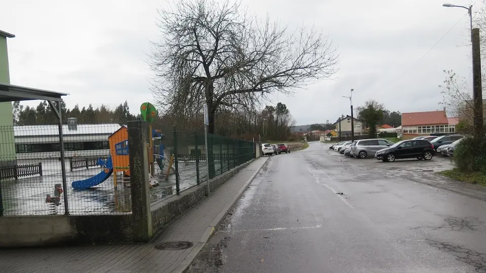 Laracha Accesos CEIP Otero Pedrayo