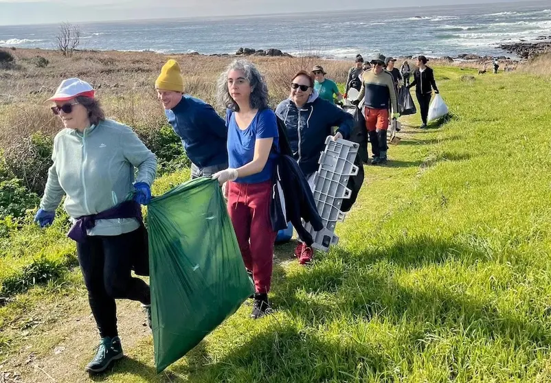 Limpeza de praia do Colectivo Carnota 2