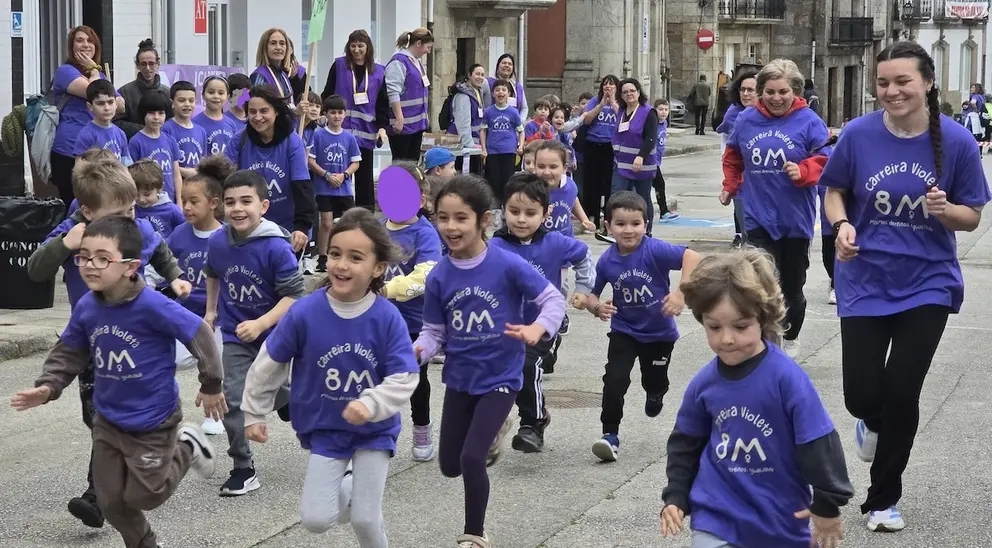 Carreira Violeta en Corcubion