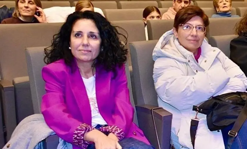 Margarita Lamela e Emilia Trillo nun evento na Casa da Cultura de Cee