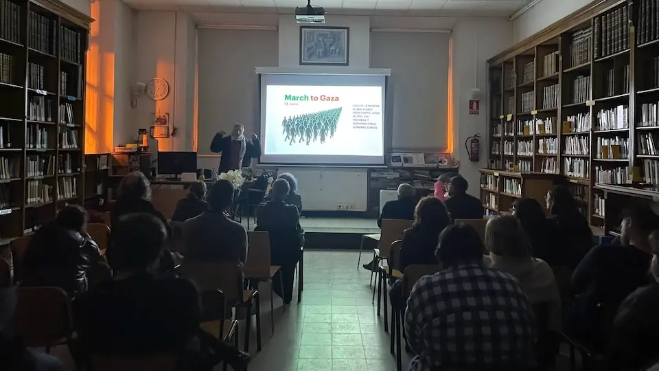 Presentacion do libro da Flotilla en Cee