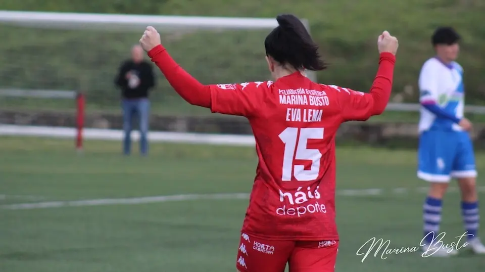 Eva Lema nun partido ante o Cee-Foto-Marina Busto