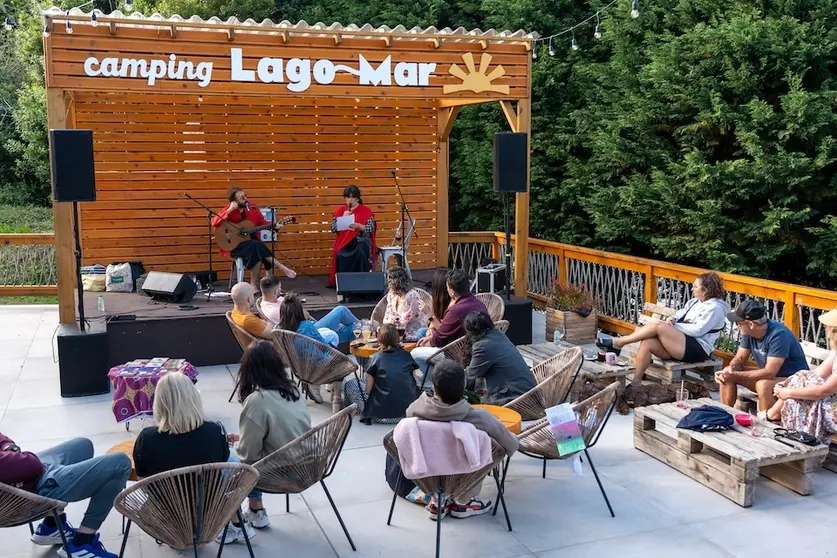 Un concerto no camping Lago-mar de Merexo-Muxia