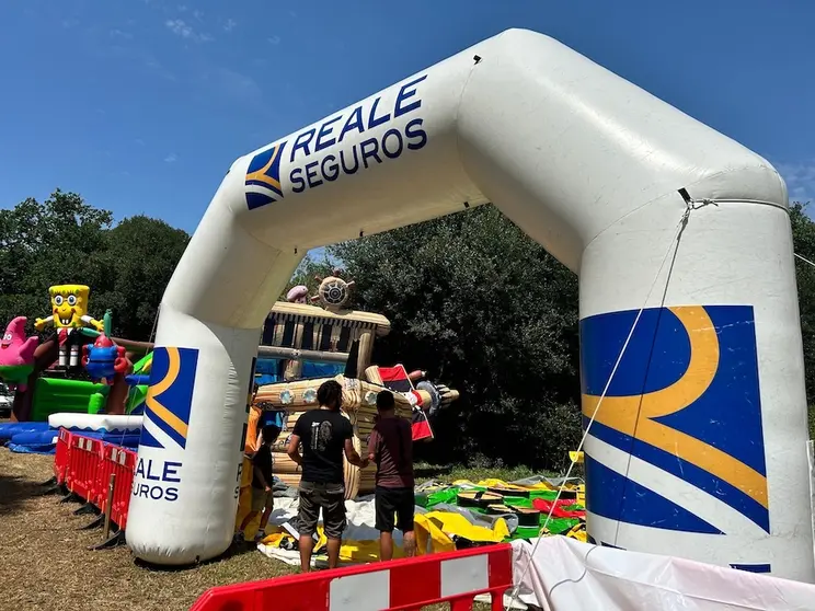 Inchables na Carballeira de Zas 1