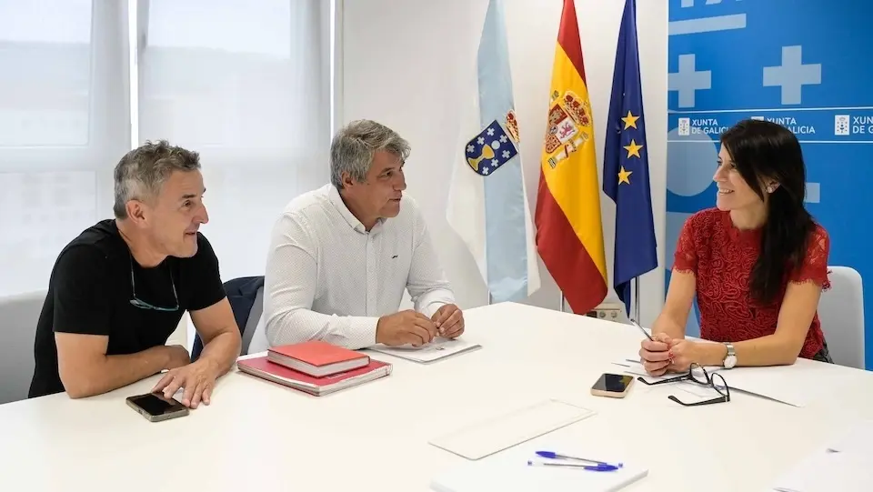 Paco Peru e Dro coa Conselleira Allgue
