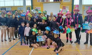 Trubisquiñas no Entroido de Camarinas