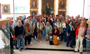 Visitantes da COMUNIDADE MADRID no Museo Fernando Blanco