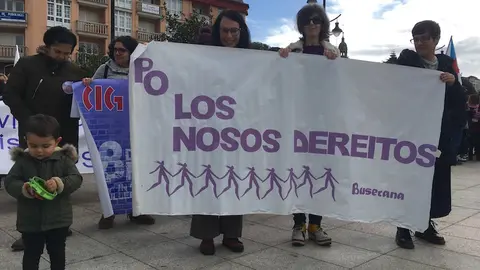 Mulleres da Buserana no 8 de marzo de Cee