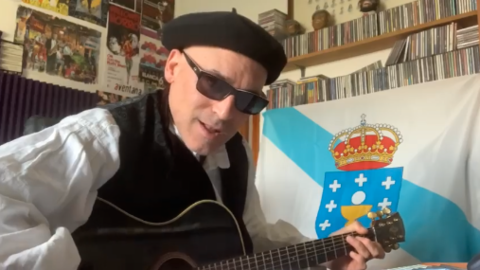 Victor Garcia Pose canta a Anton Zapata