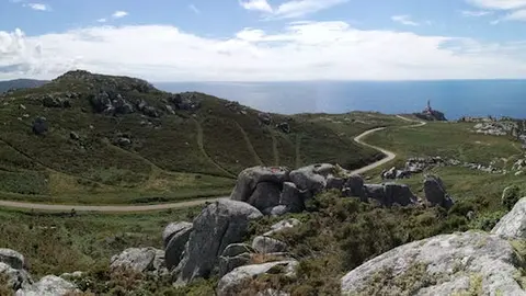 Promontorio Nerium de Punta Nariga-Foto-Xose Manuel Varela copia