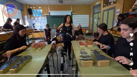 Vanesa profe de musica do ies parga pondal 